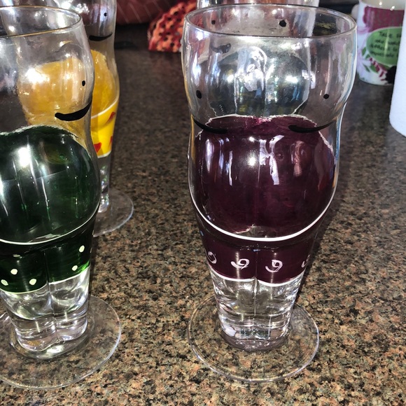 Hand-Painted Beer Belly Glass Cup Set - Picture 2 of 2